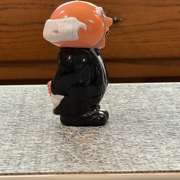 Maid and Butler Salt and Pepper Shakers - Picture 11 of 15